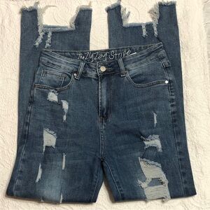 ZigZag Stripe Women's High Rise Distressed Boyfriend Jeans Size 4/28 Wide Leg